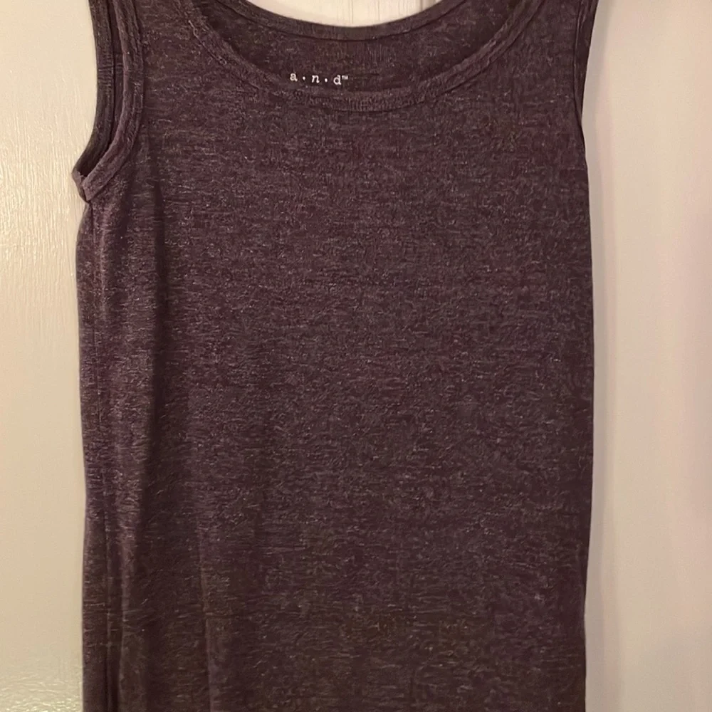 Tank top - Picture 2 of 4